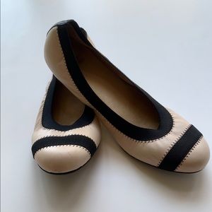 Stuart Weitzman Beige and Black Ballet Flats